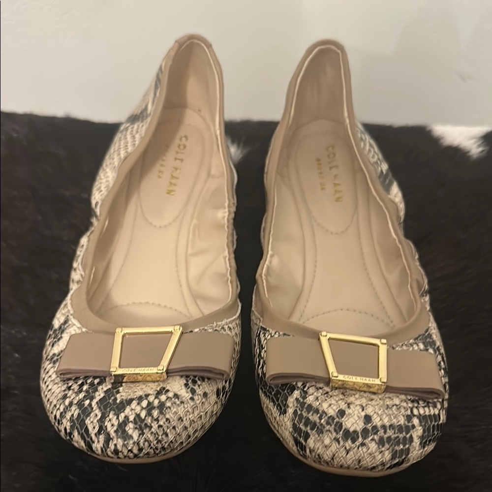Cole Haan Black and Cream Flats with snake print, size 9